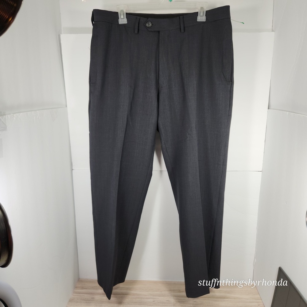 Haggar Classic Fit Comfort Waist‎ Mens Gray Pants Size 36"x29"